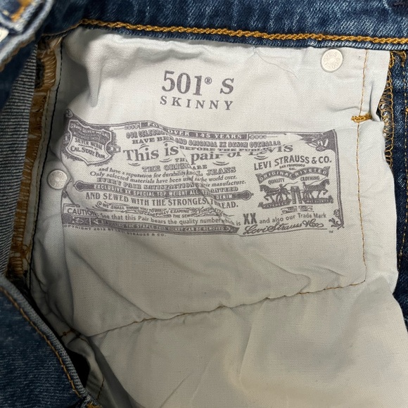Levi’s - Picture 8 of 8